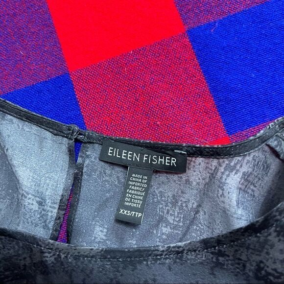 Eileen Fisher Bark Gaia Printed Silk Charmeuse Roundneck Box Top Size XXS $268 - Picture 11 of 11